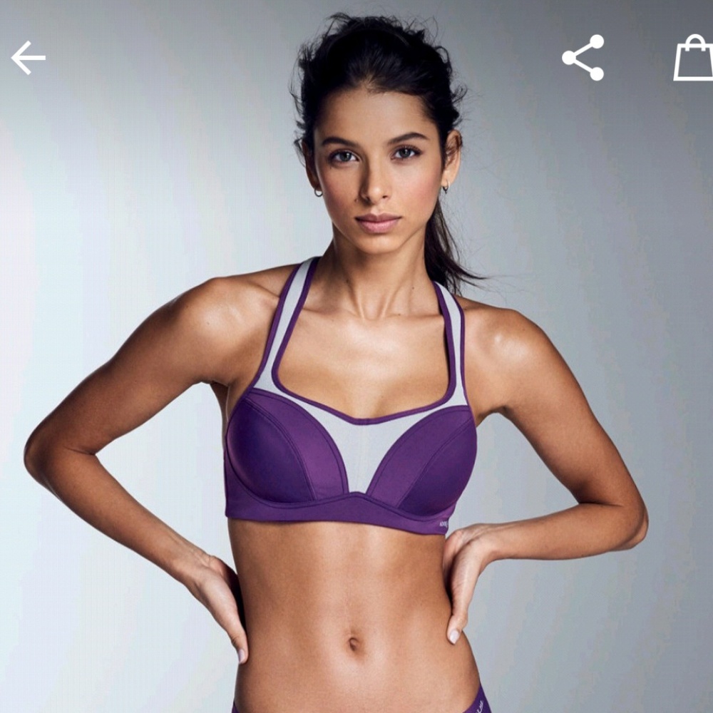 Adore Me "Axa" sports bra